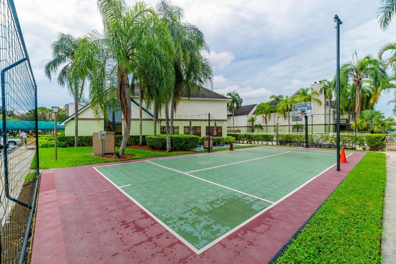 Doral Inn & Suites Miami Airport West Exterior foto